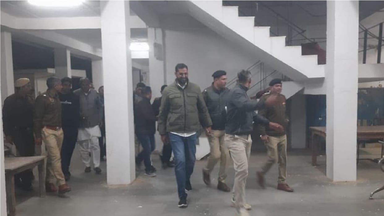 In a case of molestation and abduction of a minor girl, Bhiwani police have arrested farmer leader Ravi Azad.