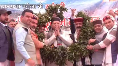 Uttarkashi CM Dhami reached Kedarkantha and participated in tourism and pilgrimage winter festival