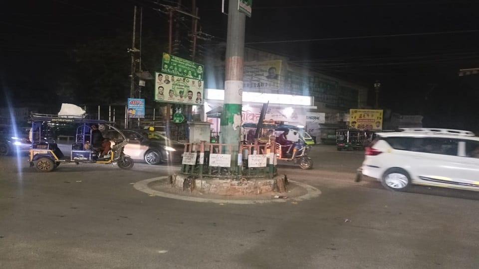 Muzaffarnagar: Not Meenakshi Chowk, now call it 'Atal Chowk' sir, know when the name will be changed.