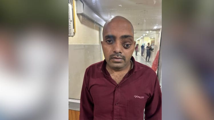 Jhalawar: 20 साल से सिरदर्द से जूझ रहे मरीज को झालावाड़ मेडिकल कॉलेज में मिला नया जीवन, आंख की रोशनी लौटी