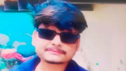 Sculptor Found Dead by Hanging in Workshop at Jagdishpura Agra