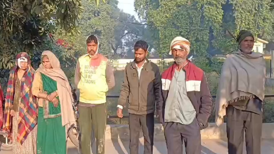 A fight broke out between two groups due to an old dispute