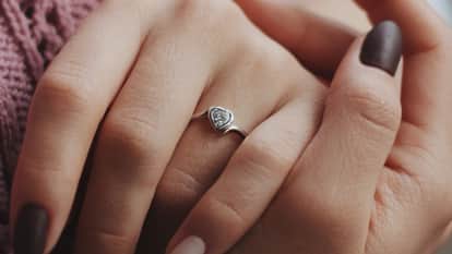 Diamond brilliance overshadows woman ring fetches shocking price after selling it after 6 years