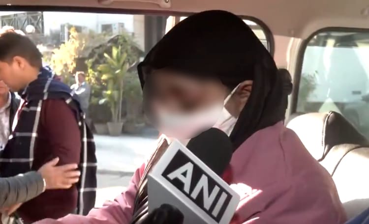 उन्नाव दुष्कर्म मामला: पीड़िता ने कहा- कोर्ट का निर्णय उसके परिवार के लिए काल, फैसले को देगी चुनौती