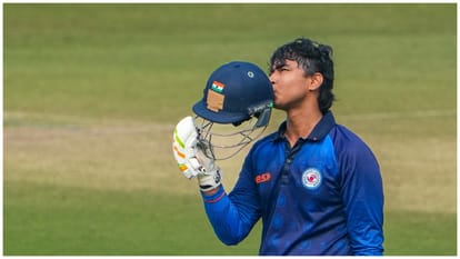 Vaibhav Suryavanshi: 'सचिन भी कम उम्र में खेले थे..', वैभव सूर्यवंशी को लेकर बीसीसीआई से श्रीकांत की बड़ी मांग ‘Sachin played at a young age too’: Srikkanth urges BCCI to fast-track Vaibhav Suryavanshi