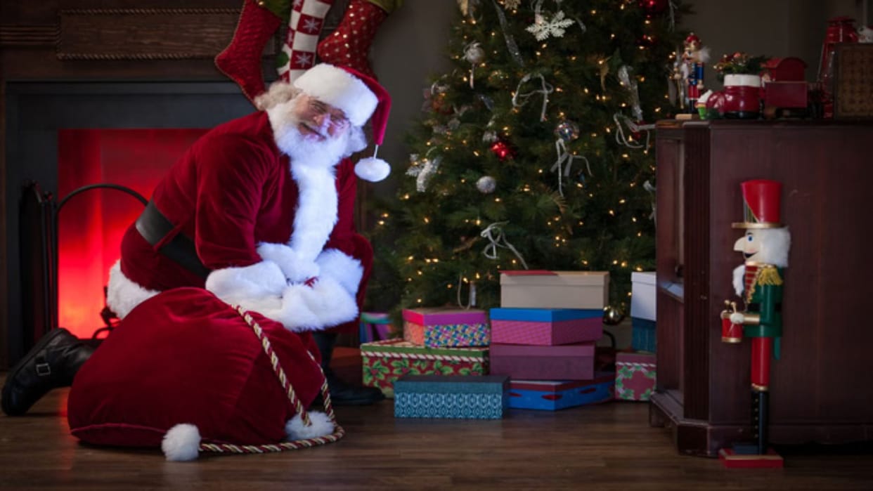 Why we celebrate Christmas and who is Santa Clause Check history belief significance in Hindi