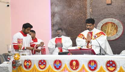 Christmas celebrations begin in Haldwani with carol singing