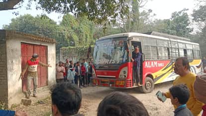 Bihar: Speeding bus causes havoc in Gopalganj, claims the life of a retired watchman