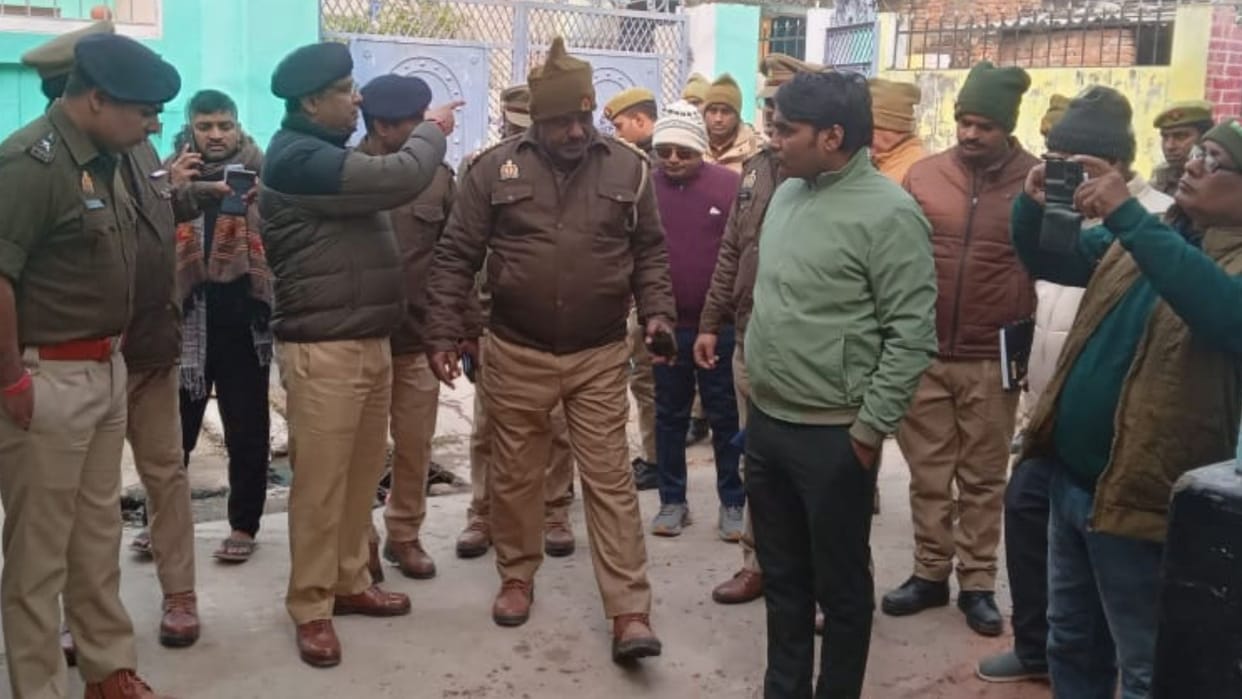 Ghazipur murder case: Gahmar police station in-charge present in line, one inspector and two SIs suspended