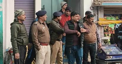 maner drug raid patna police seize drugs charas cash arms