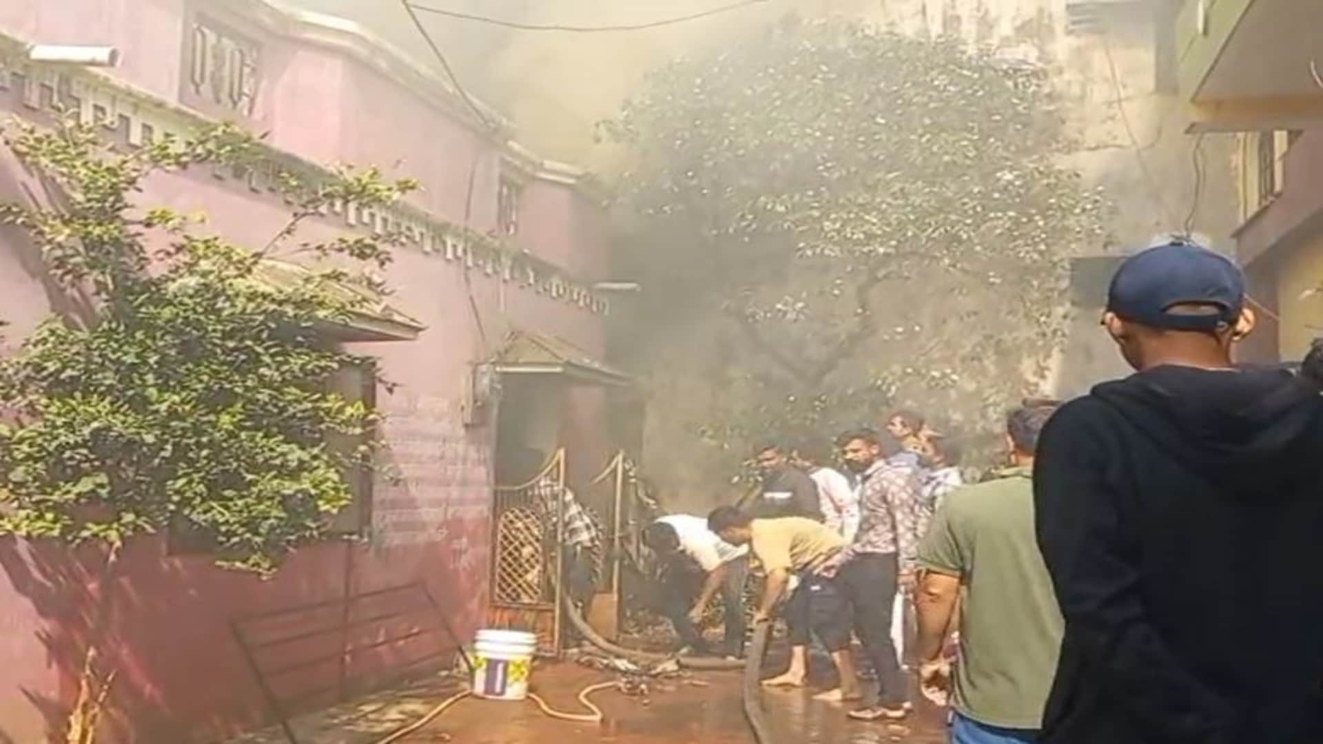 कांग्रेस नेता के घर में लगी आग