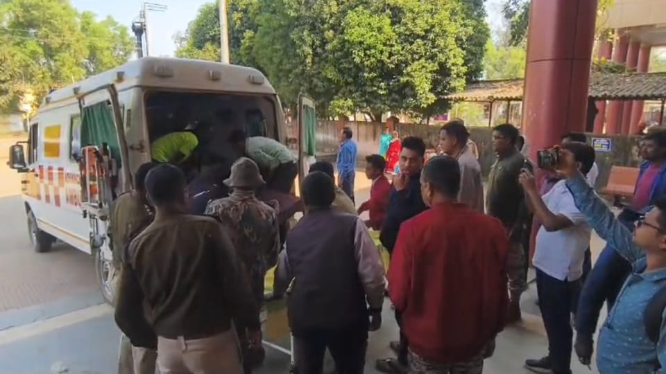 A police officer committed suicide by shooting himself Pingal Juri was posted in the Naxal-affected Kohkameta