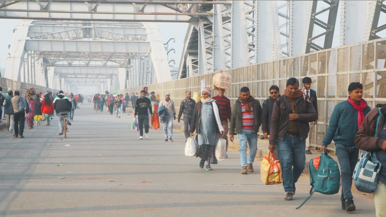 Rajghat bridge closed Ramnagar-Samneghat bridge narrowed due to traffic pressure in varanasi