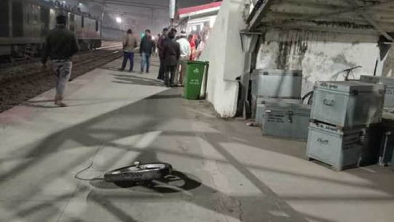 Five people killed in accident while trying to save a one-kilometer detour in Shahjahanpur