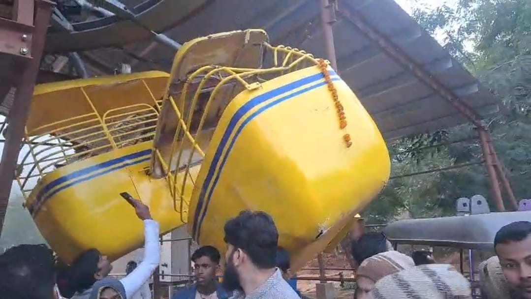 Bihar News Major accident averted in Rohtas, ropeway collapses during trial