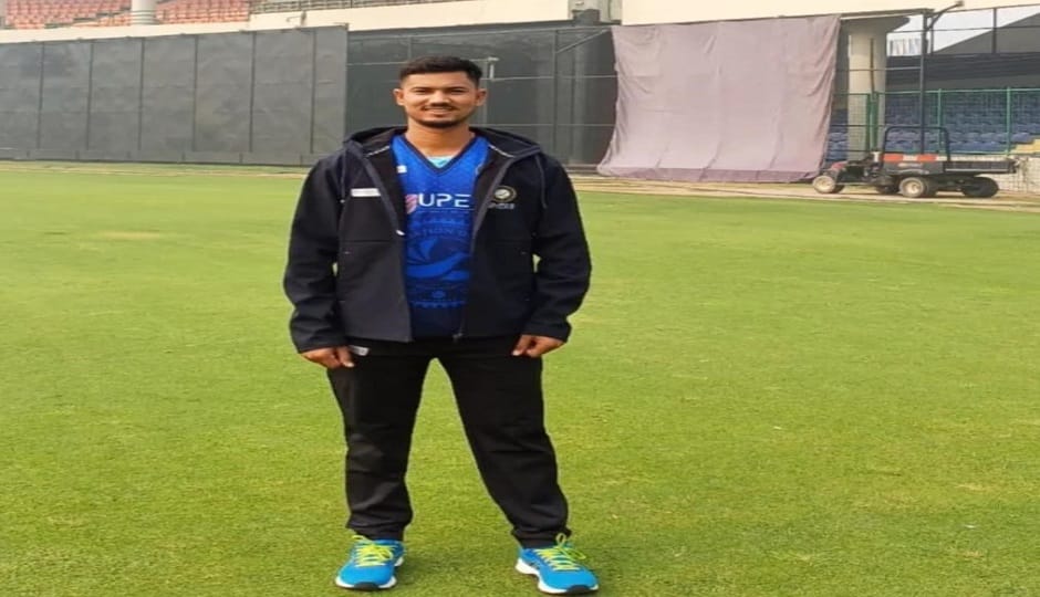 Fast bowler Devendra dismissed the former captain of the Indian cricket team on the very first ball