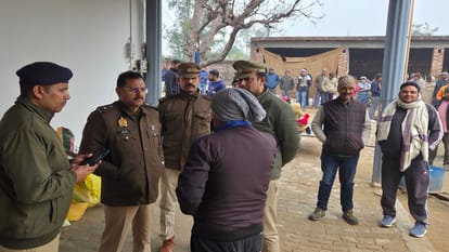 Bijnor: Air Force personnel went on duty in Jammu and Kashmir, new bride went to her maternal home, thieves to