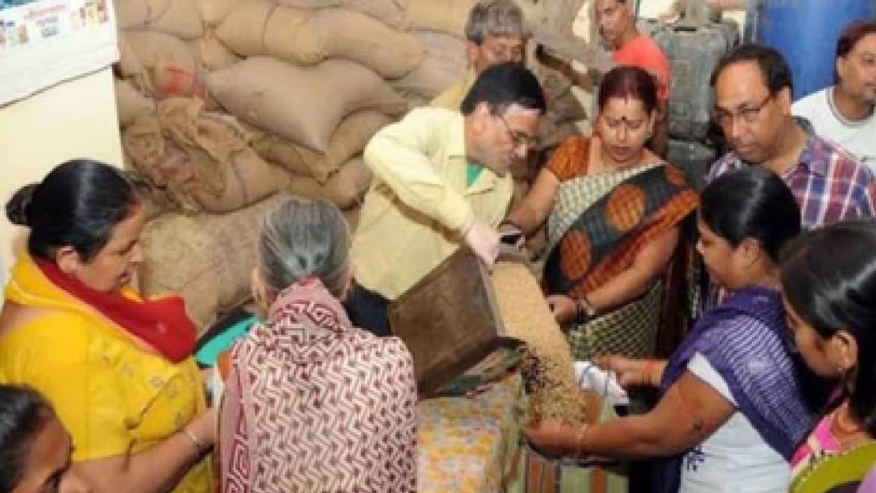 Major action on irregularities in ration distribution, two shops closed, one fined