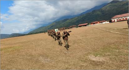 Joint exercise of Assam Rifles and Army on China border, Test of rapid military deployment by helicopter