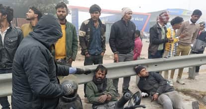 Kanpur Mobil oil spilled on the national highway injuring more than 12 riders leading to massive traffic jam