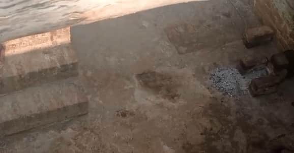 Kanpur Drunk wifes brutality she attacked her husband with axe 26 time returning home drunk from sisters house