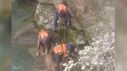 Uttarkashi News body of Missing Home Guard recovered from ditch near Motad bridge