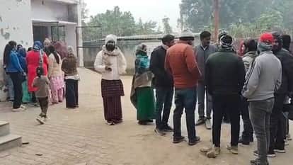 Married woman died in Ambedkar Nagar parents allege in-laws strangled her to death after beating her