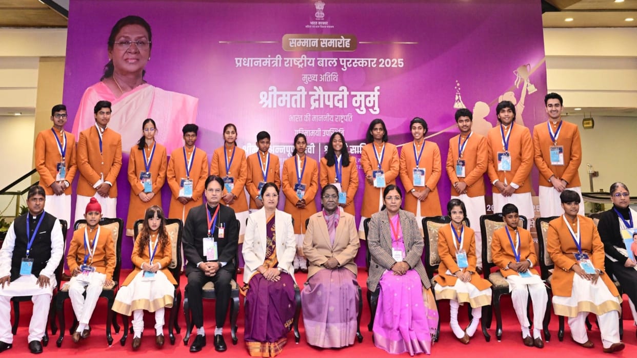 Veer Bal Diwas: President Droupadi Murmu confers PM Rashtriya Bal Puraskar to 20 children