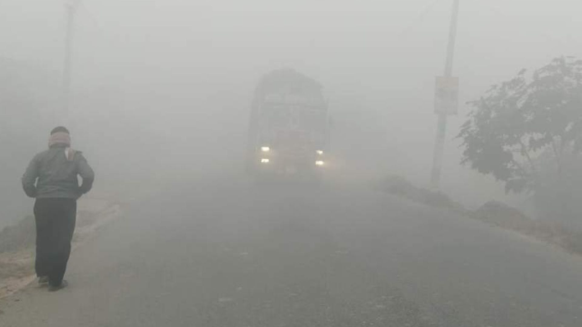 Azamgarh shivers Three-day yellow alert sun hasn been seen for two days westerly winds intensified cold