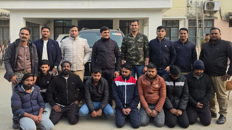 Kanpur: डॉक्टरों से शेयर मार्केट में निवेश के नाम पर 5.70 करोड़ की ठगी में आठ गिरफ्तार