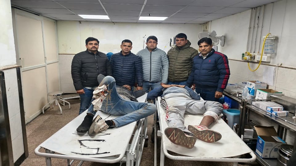 Encounter between police and criminals in Panipat