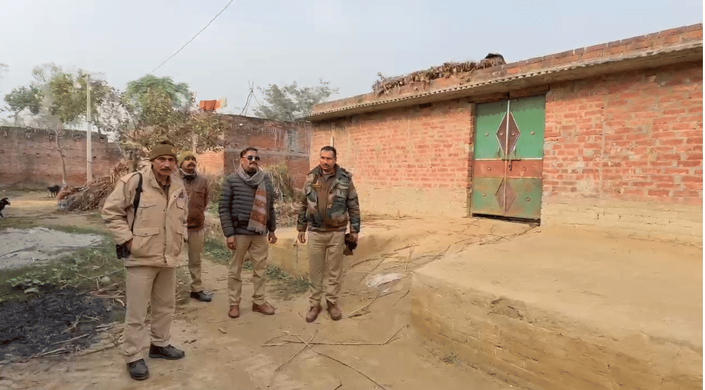 Double murder in Sitapur: The killers were hiding in the bushes, suddenly came out and started firing
