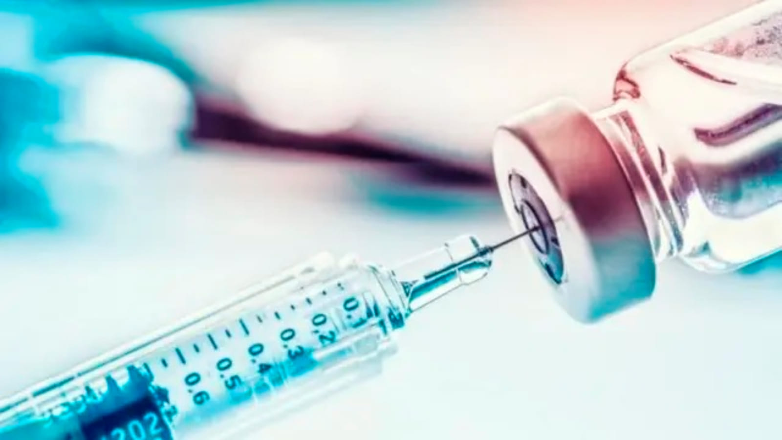 Which type of injection is given in the muscle and  vein how to identity Intravenous and Intramuscular