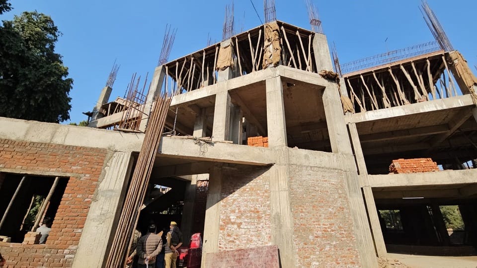 Aligarh Nagar Nigam House construction