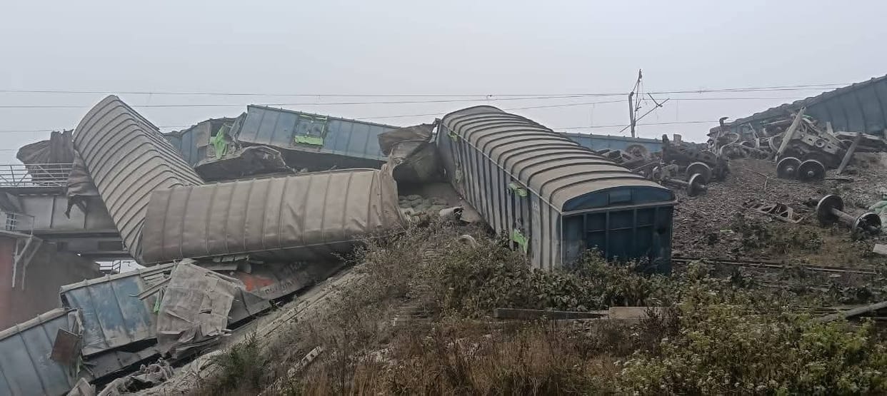 Train Accident : Freight Train Derailment on Jasidih-Jhajha Rail Section Disrupts Services for 13 Hours