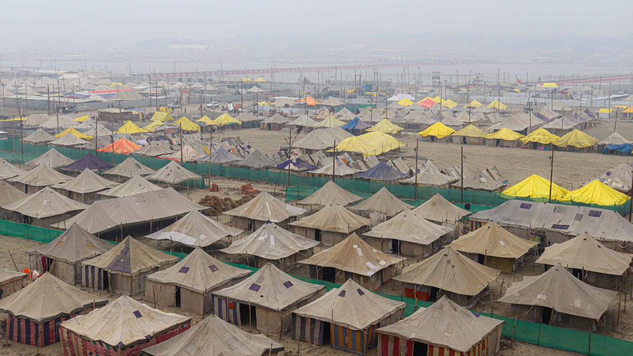 Magh Mela: Camps are taking shape, now waiting for Kalpvasis, tents of pilgrim priests are being set up along