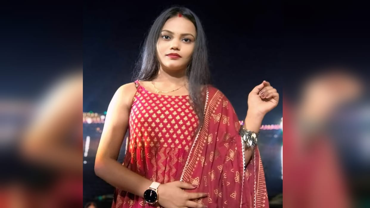 Student who fell from bike was crushed by trailer, lost her life