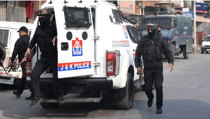 explosive and two containers kept in bags recovered from Srinagar-Baramulla National Highway