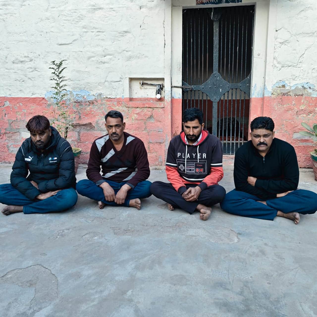 सट्टे के बड़े नेटवर्क का पुलिस ने खुलासा किया, चार आरोपी गिरफ्तार किए गए।