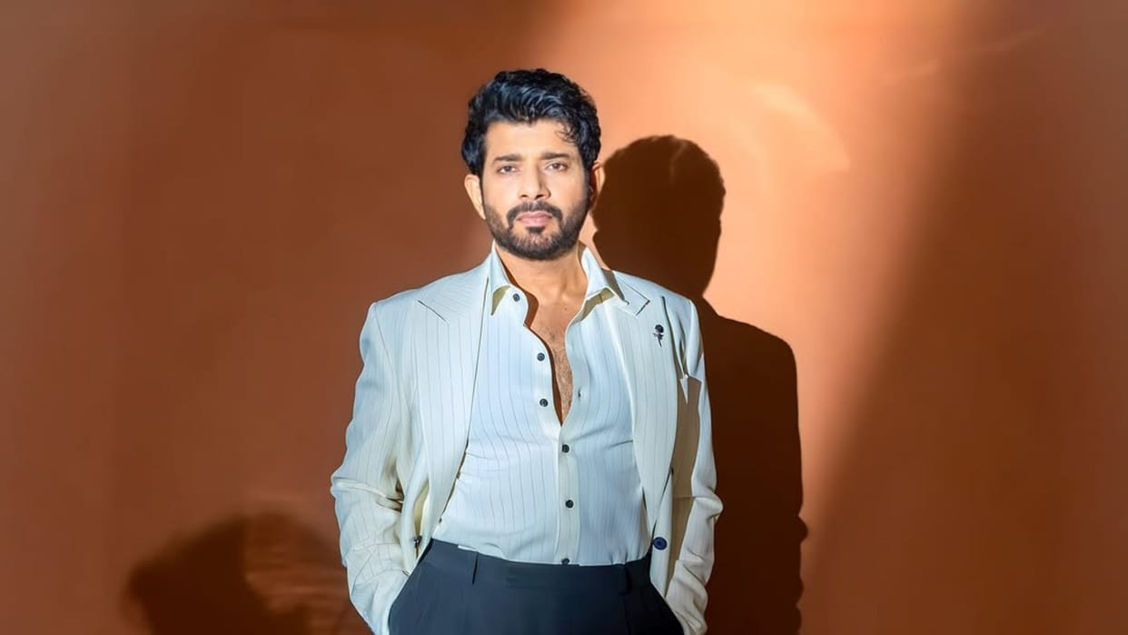 Vineet Kumar Singh remember his struggle day says played sanjay dutt dead body role