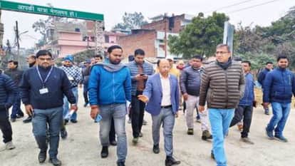 Prayagraj Magh Mela: DRM examines railway preparations, CCTV cameras to be increased in holding area