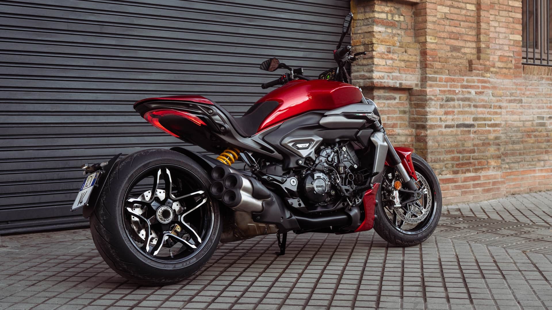 Ducati XDiavel V4 Motorcycle Launched in India Know Price Features Specifications