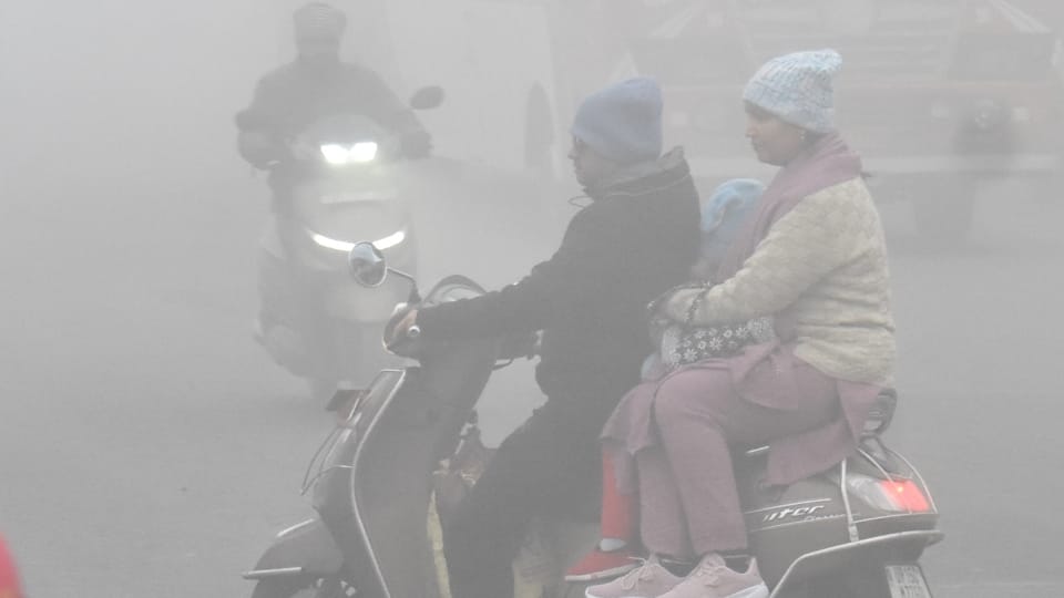 Rajasthan Weather : Dense Fog Disrupts Rail Services, Several Trains Running Late