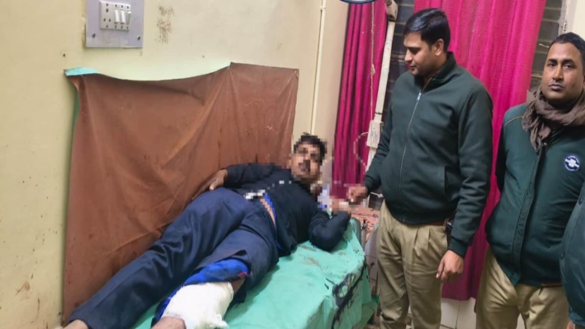 पुलिस हिरासत से फरार दुष्कर्म के आरोपी जावेद उर्फ चांद मोहम्मद को प्रतापगढ़ पुलिस ने किया गिरफ्तार।