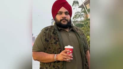 man committed suicide in hotel in Raikot resident of Jalaldiwal village