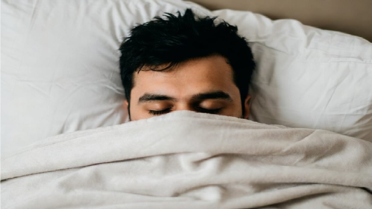 Sleeping with your mouth covered increases shoulder and neck pain