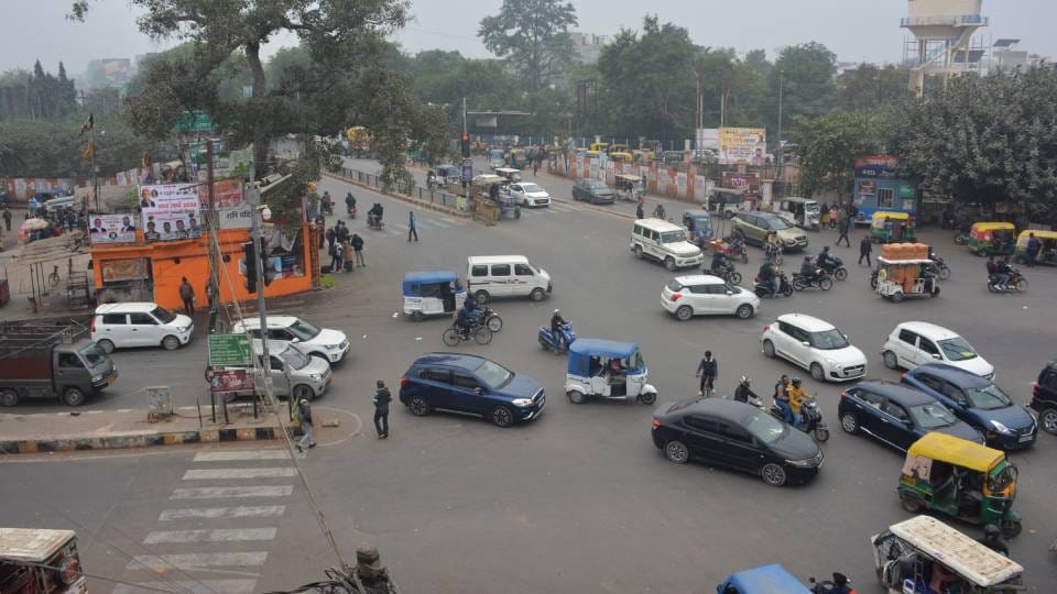 Telibagh and Dubagga flyovers are stuck in files  in Lucknow who proposed by Setu Nigam at cost of 360 crore