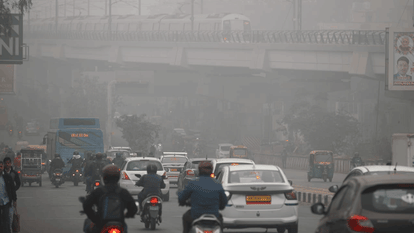 Delhi ncr Weather today update Dense Fog in Noida and Flights Affected delhi airport