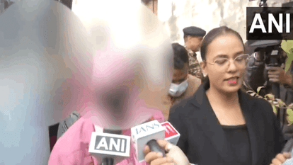 Unnao Case Update Congress workers staged protest outside Supreme Court Details in Hindi