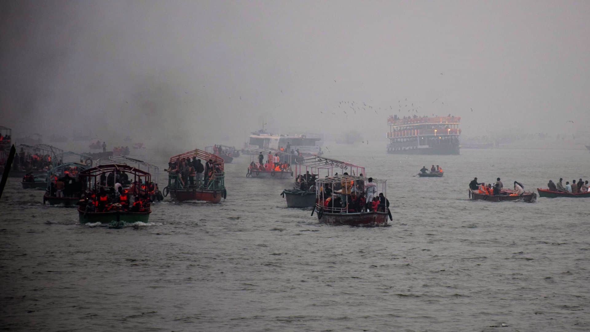 Varanasi experienced freezing temperatures like Manali and mercury dropped like in Srinagar